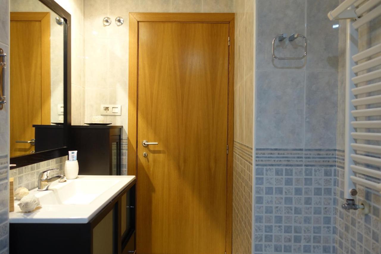 ☆The Peaceful Valencia Homestay☆ W/ Terrace⌘Parking⌘Bbq المظهر الخارجي الصورة