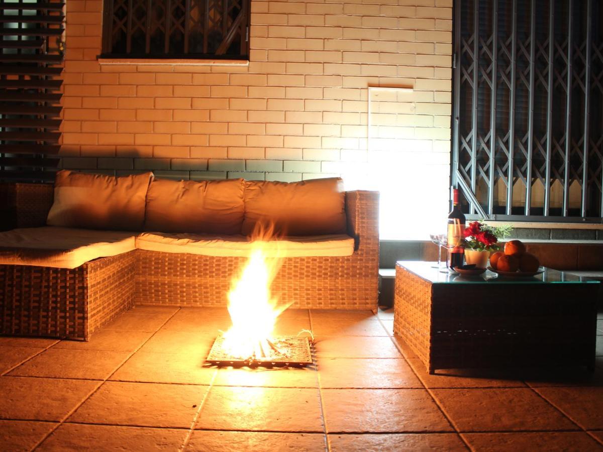 ☆The Peaceful Valencia Homestay☆ W/ Terrace⌘Parking⌘Bbq المظهر الخارجي الصورة