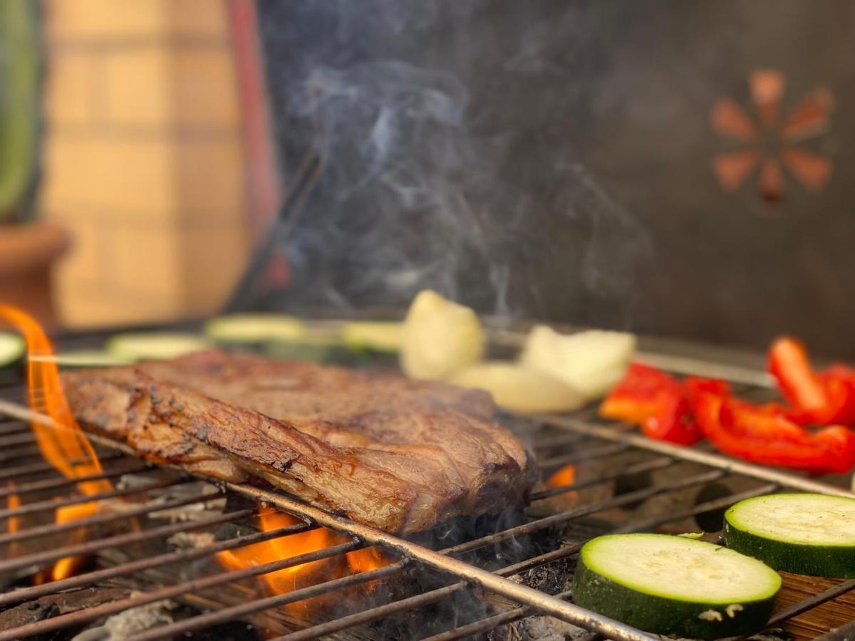 ☆The Peaceful Valencia Homestay☆ W/ Terrace⌘Parking⌘Bbq المظهر الخارجي الصورة